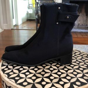 Stuart Weitzman black booties size 6